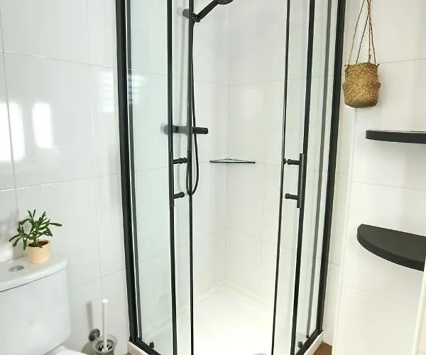 Vm Turisticos سانتياغو دي كومبوستيلا